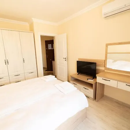 Burgas Beach Resort Apartments Apartahotel 4*