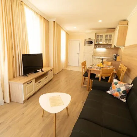 Burgas Beach Resort Apartments 4*