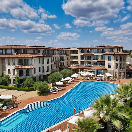 Burgas Beach Resort Apartments 4*