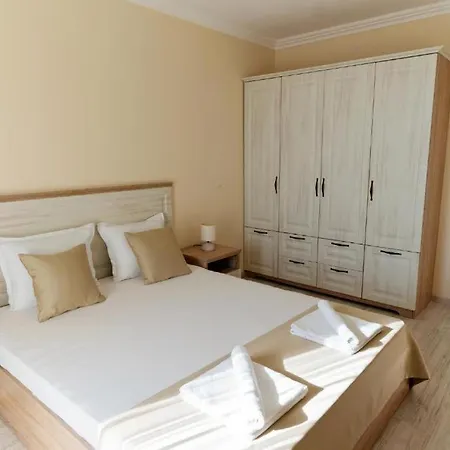 Burgas Beach Resort Apartments 4*
