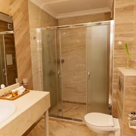 شقة فندقية Burgas Beach Resort Apartments 4*