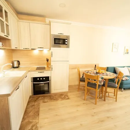 Burgas Beach Resort Apartments בורגאס