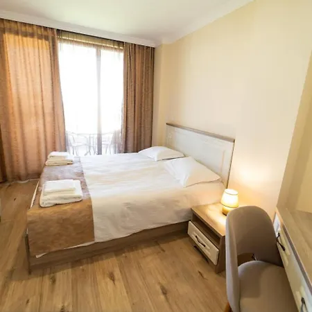 Burgas Beach Resort Apartments 4* بورغاس