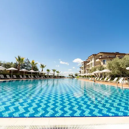 Burgas Beach Resort Apartments 부르가스