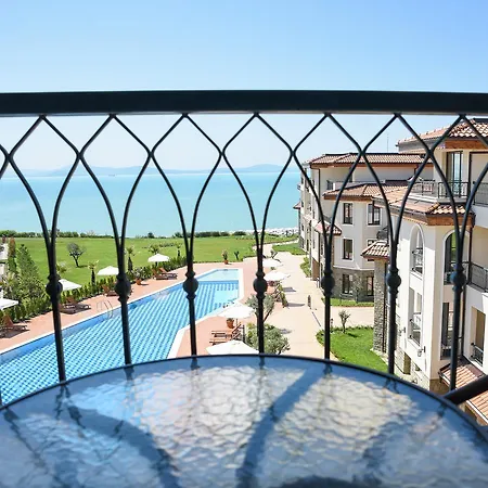 Burgas Beach Resort Apartments בורגאס