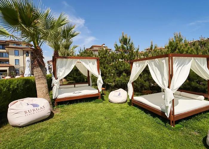 Burgas Beach Resort Apartments 아파트호텔 4*