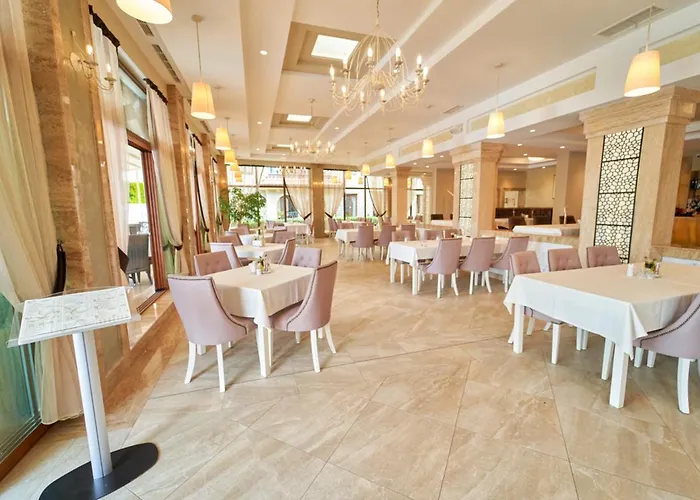 Burgas Beach Resort Apartments 부르가스