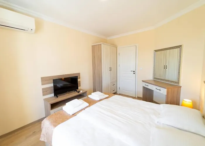 Burgas Beach Resort Apartments 부르가스