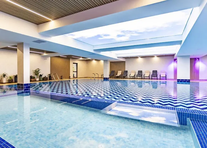 Ξενοδοχείο με διαμερίσματα Burgas Beach Resort Apartments 4*