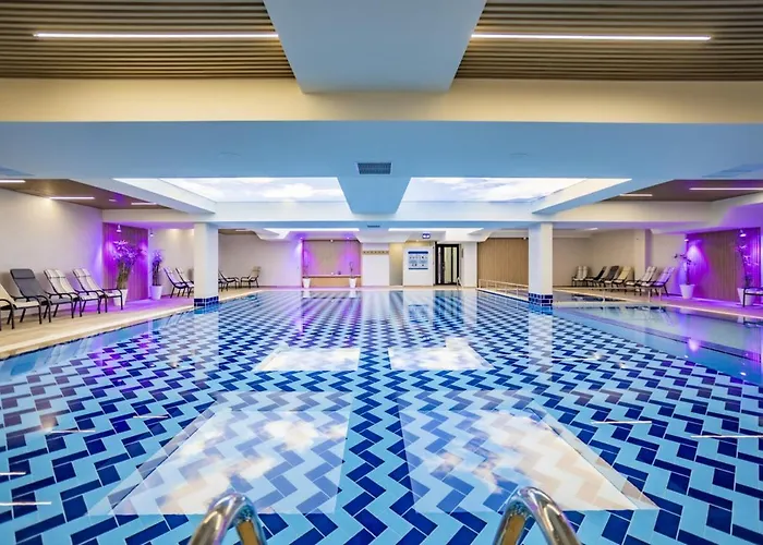 Burgas Beach Resort Apartments 4* 부르가스