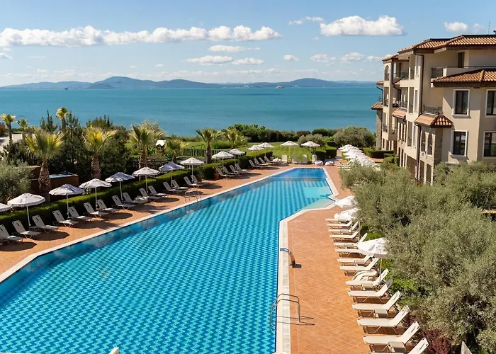 Ξενοδοχείο με διαμερίσματα Burgas Beach Resort Apartments Μπουργκάς